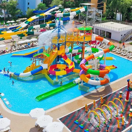 فندق Club Aqua Plaza