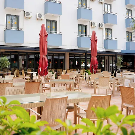 Hotel Club Aqua Plaza 4*