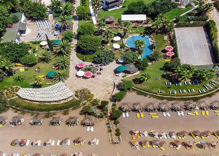 Club Aqua Plaza 4*