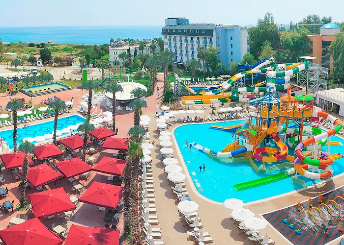 호텔 Club Aqua Plaza