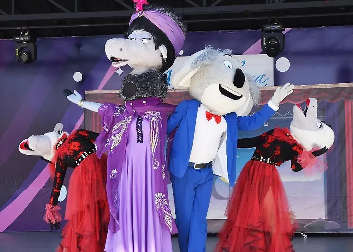 호텔 Club Aqua Plaza