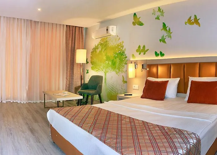 호텔 Club Aqua Plaza 4*