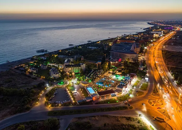 Hotel Club Aqua Plaza 4*