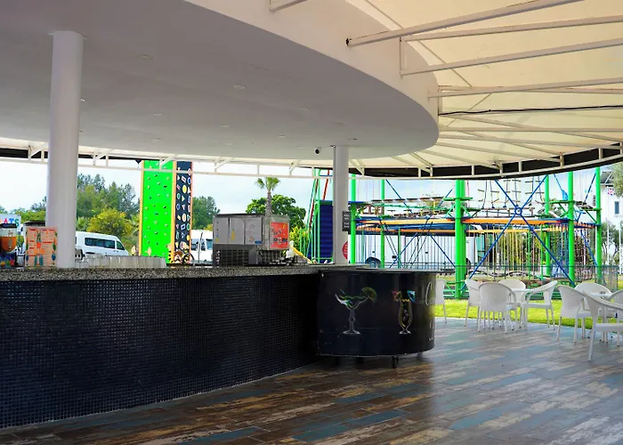 Club Aqua Plaza 호텔 4*