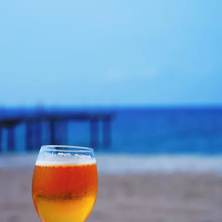 Club Aqua Plaza Hotel 4*